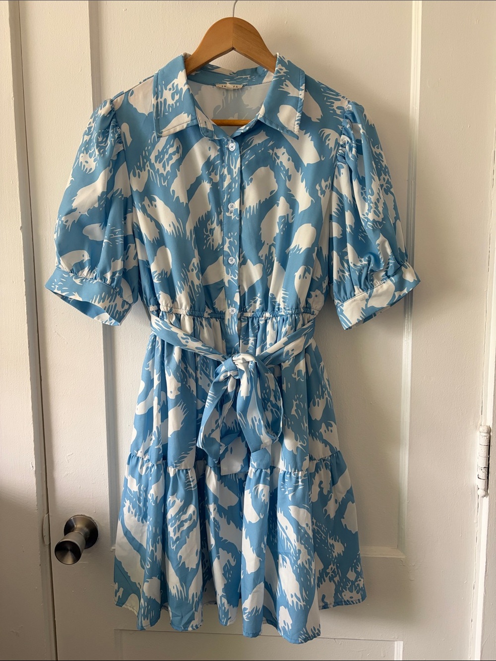 JODIFL Blue and White Printed Tiered Midi Dress